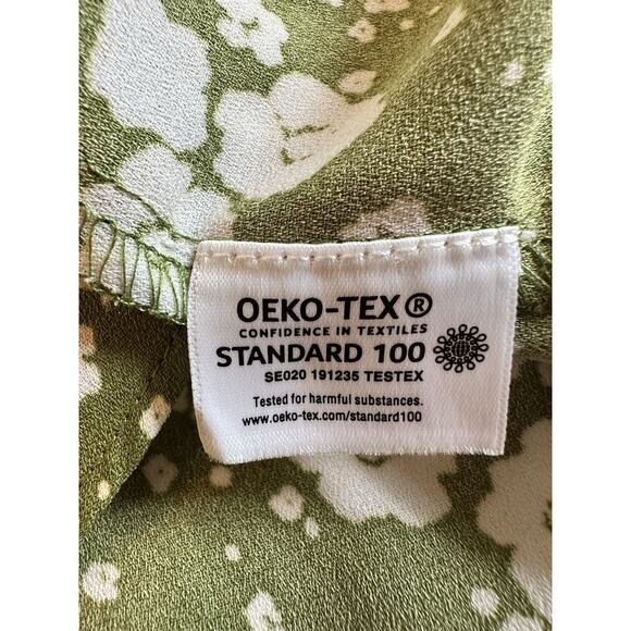 LC Lauren Conrad Ditsy Floral Flutter Sleeve Wrap Dress Cottage Core Sz Plus 2X - Picture 10 of 12